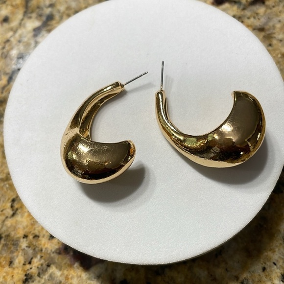 Zara Gold Drop Earrings - Picture 5 of 11